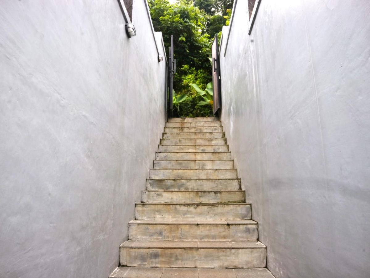 Bed & Breakfast Abinawa Hill Lovina (Bali)