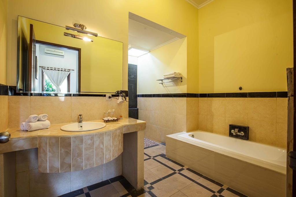 Putri Bali Villa Seminyak (Bali)
