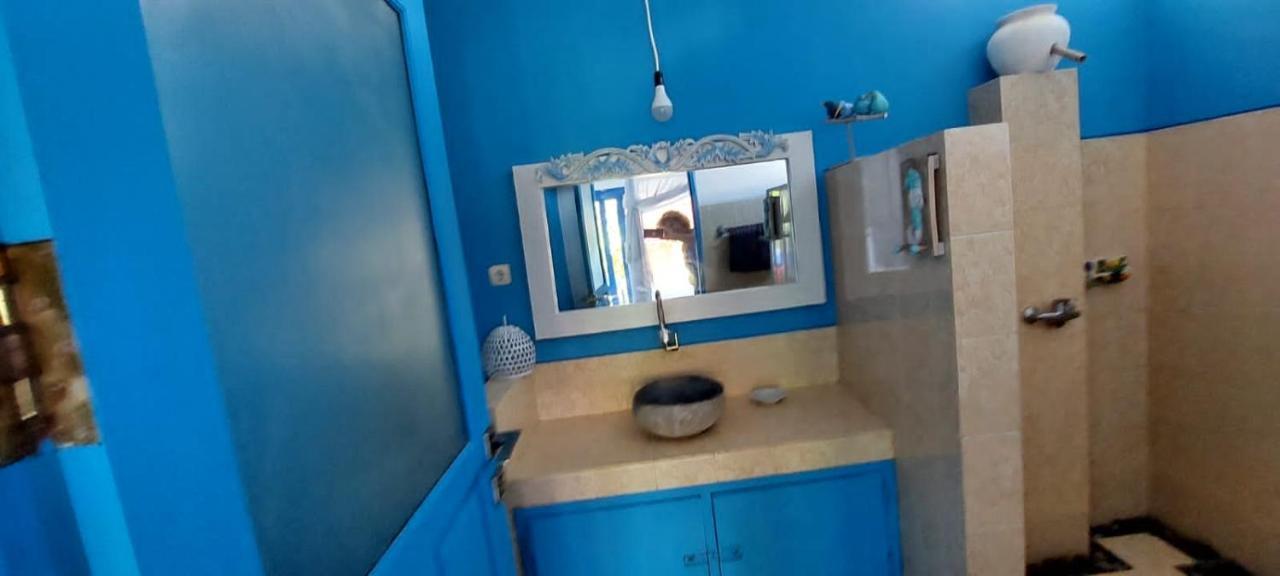 Homestay The Shooting Star Amed (Bali)