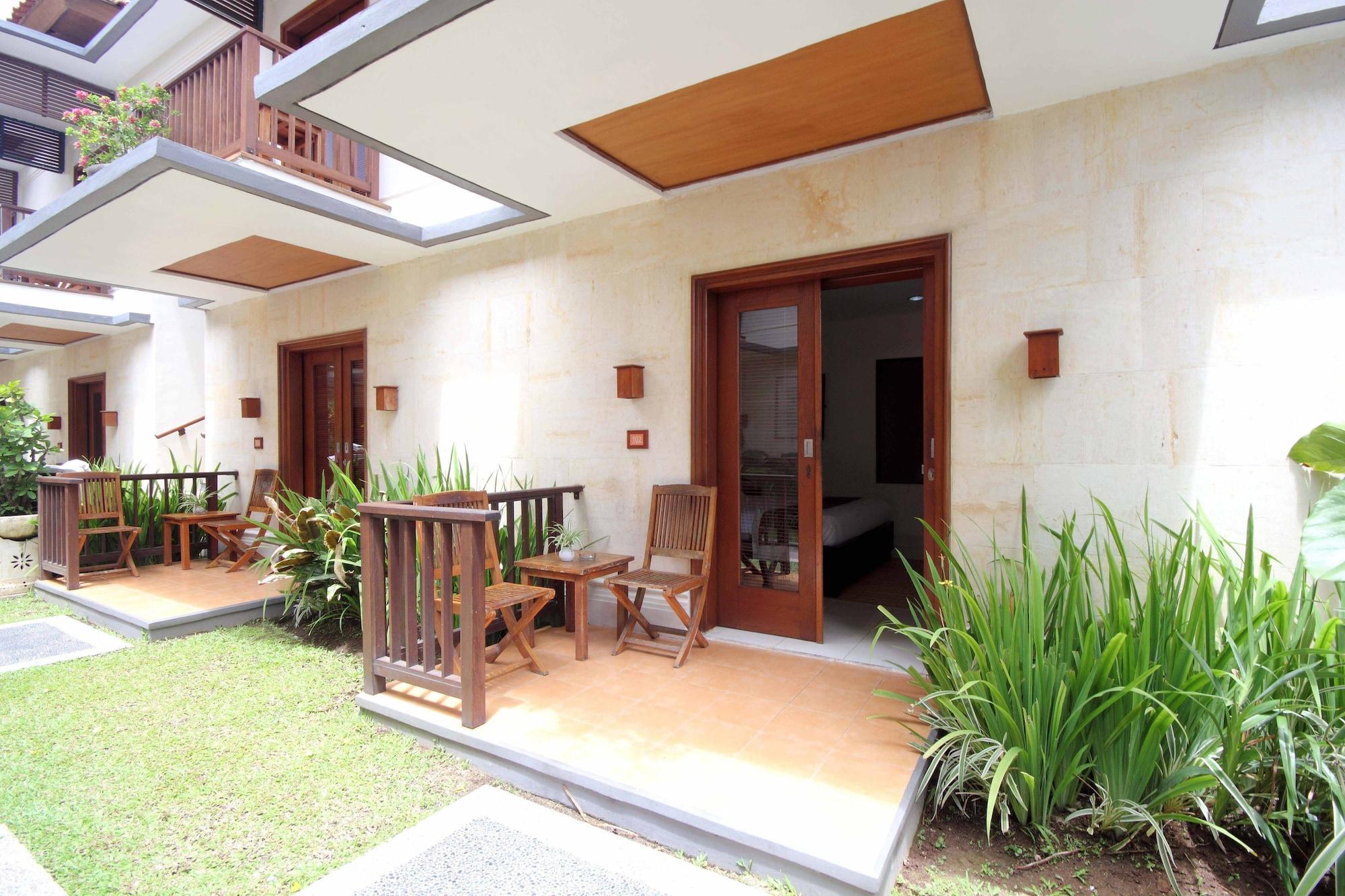 Respati Beach 3*