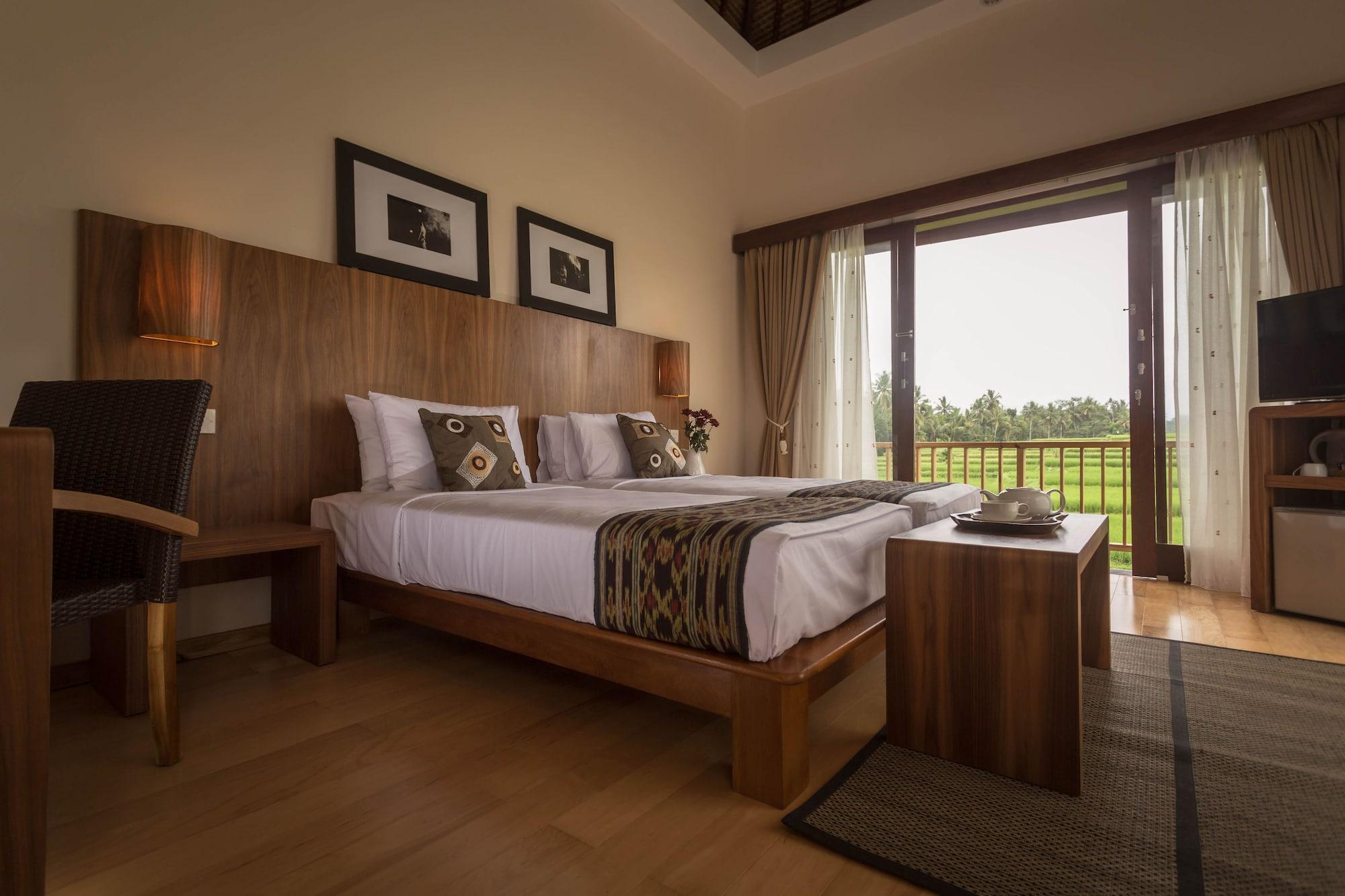 Hotel Manyi Village 3*