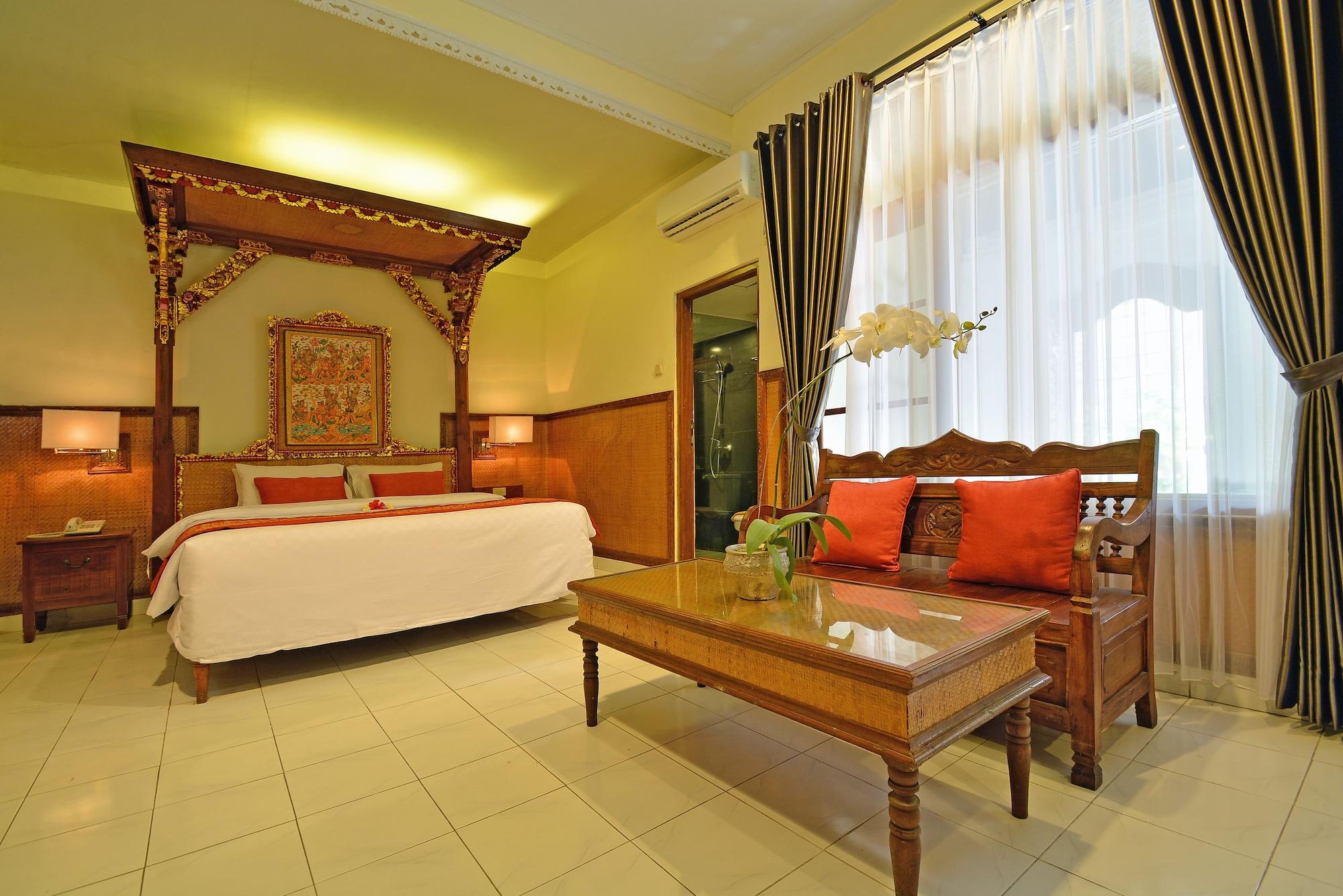 Puri Dewa Bharata & Hotel 3*