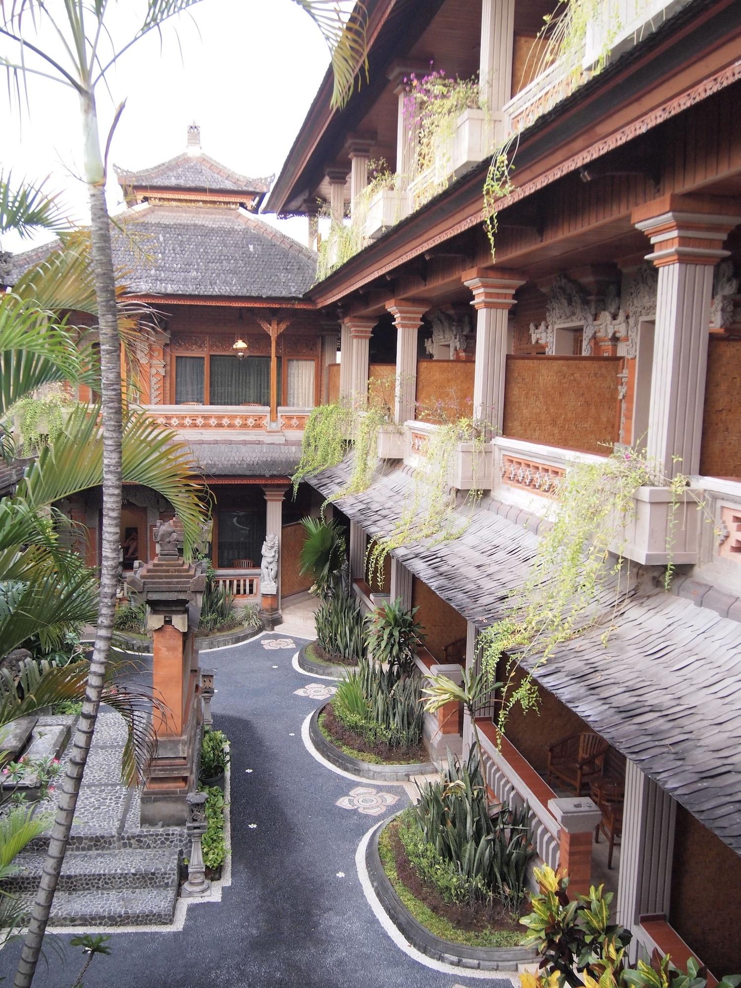 Puri Dewa Bharata & Hotel