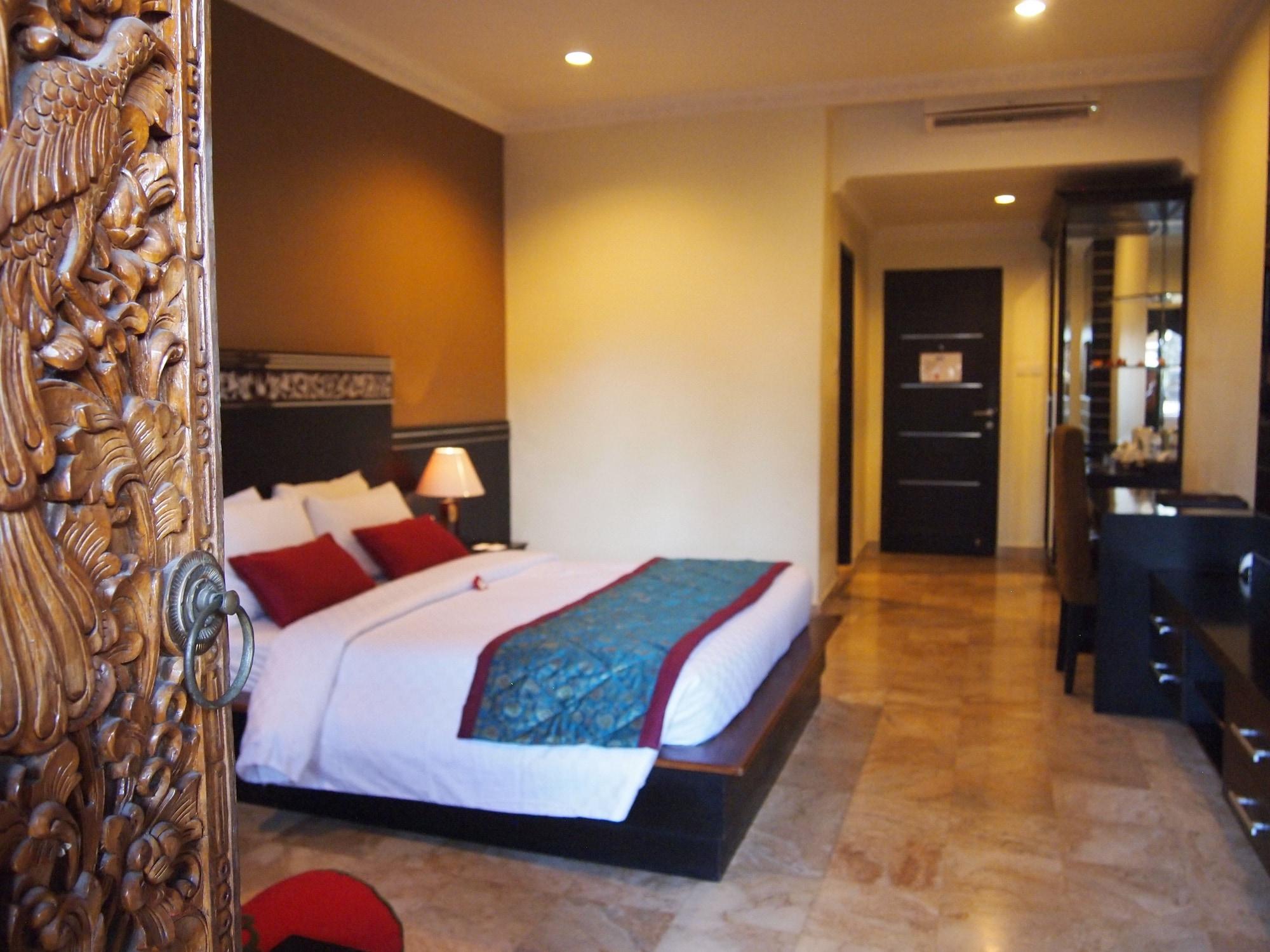 Hotel Puri Dewa Bharata &