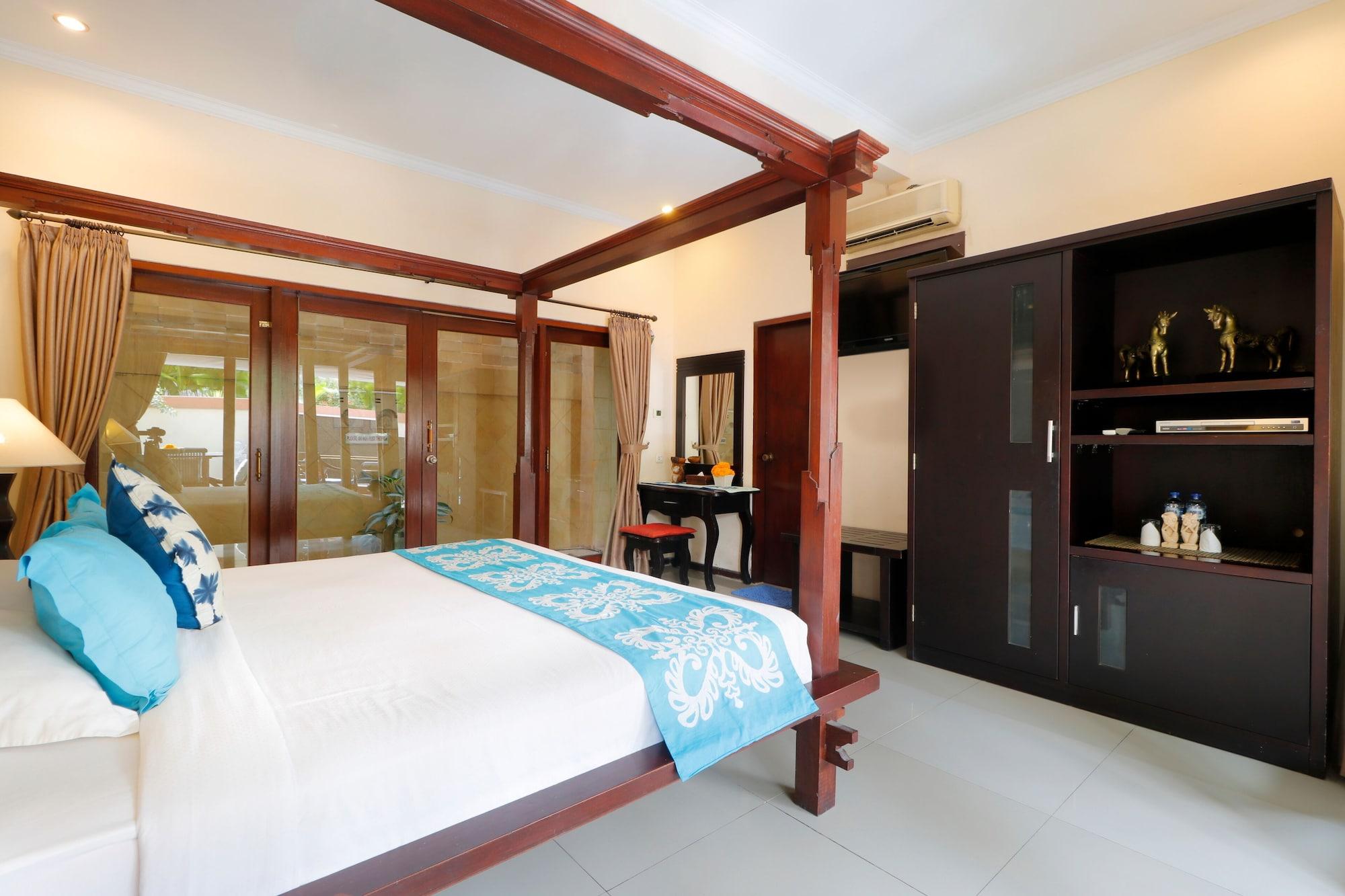 Heliconia Villa