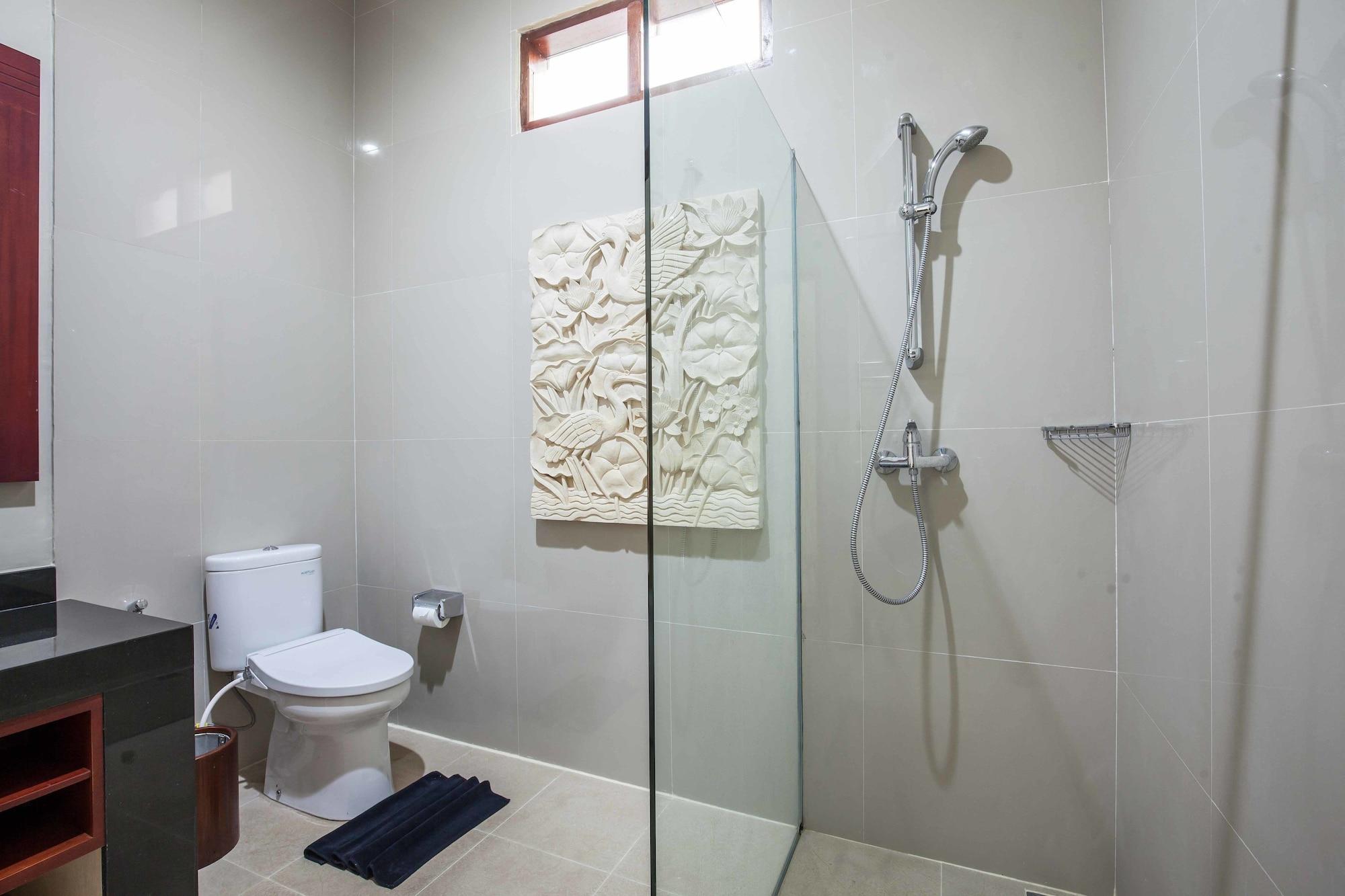 Shanti Front Hotel 3*