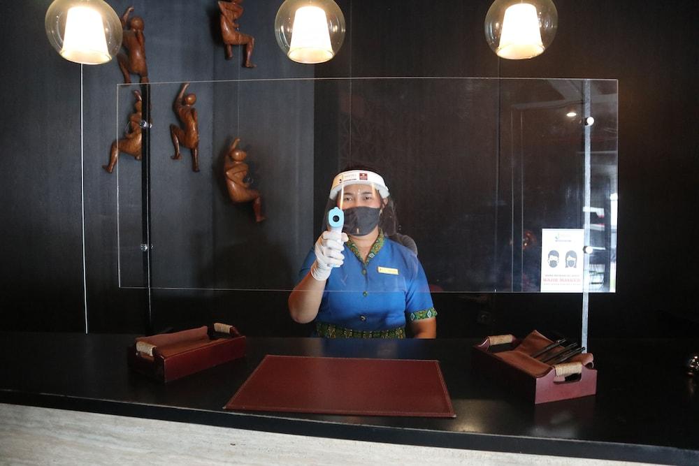 J Kuta Kuta (Bali)