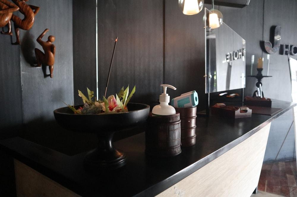 Hotel J Kuta Kuta (Bali)