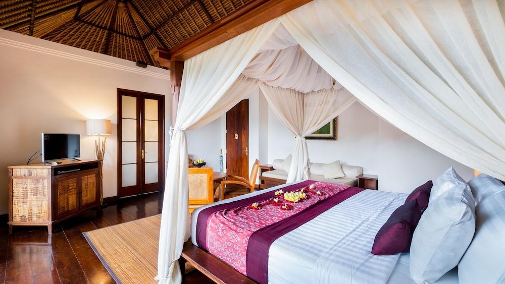 Natura Bali *