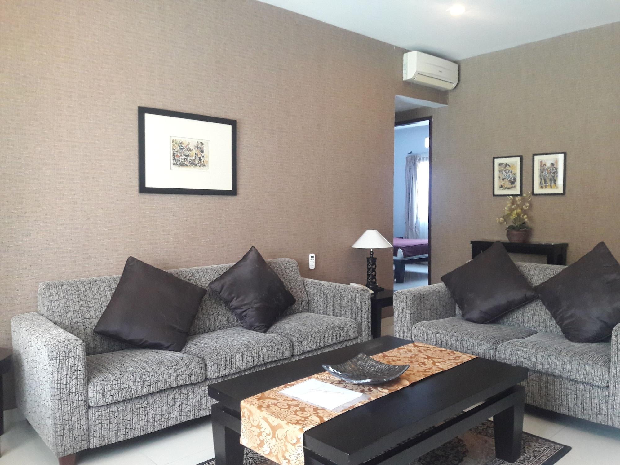 Hotel The Radiant & 3*
