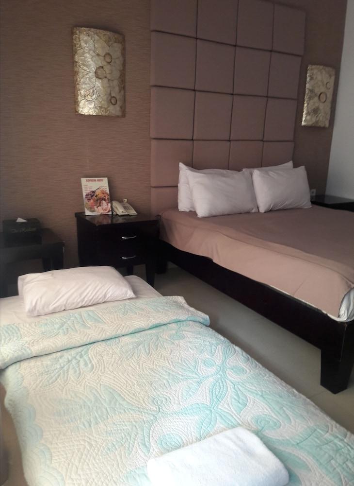 The Radiant & Hotel 3*