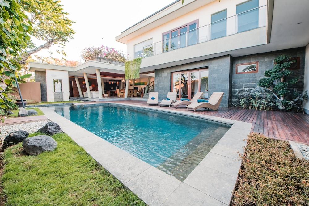 Villa The Kasih & Seminyak (Bali)