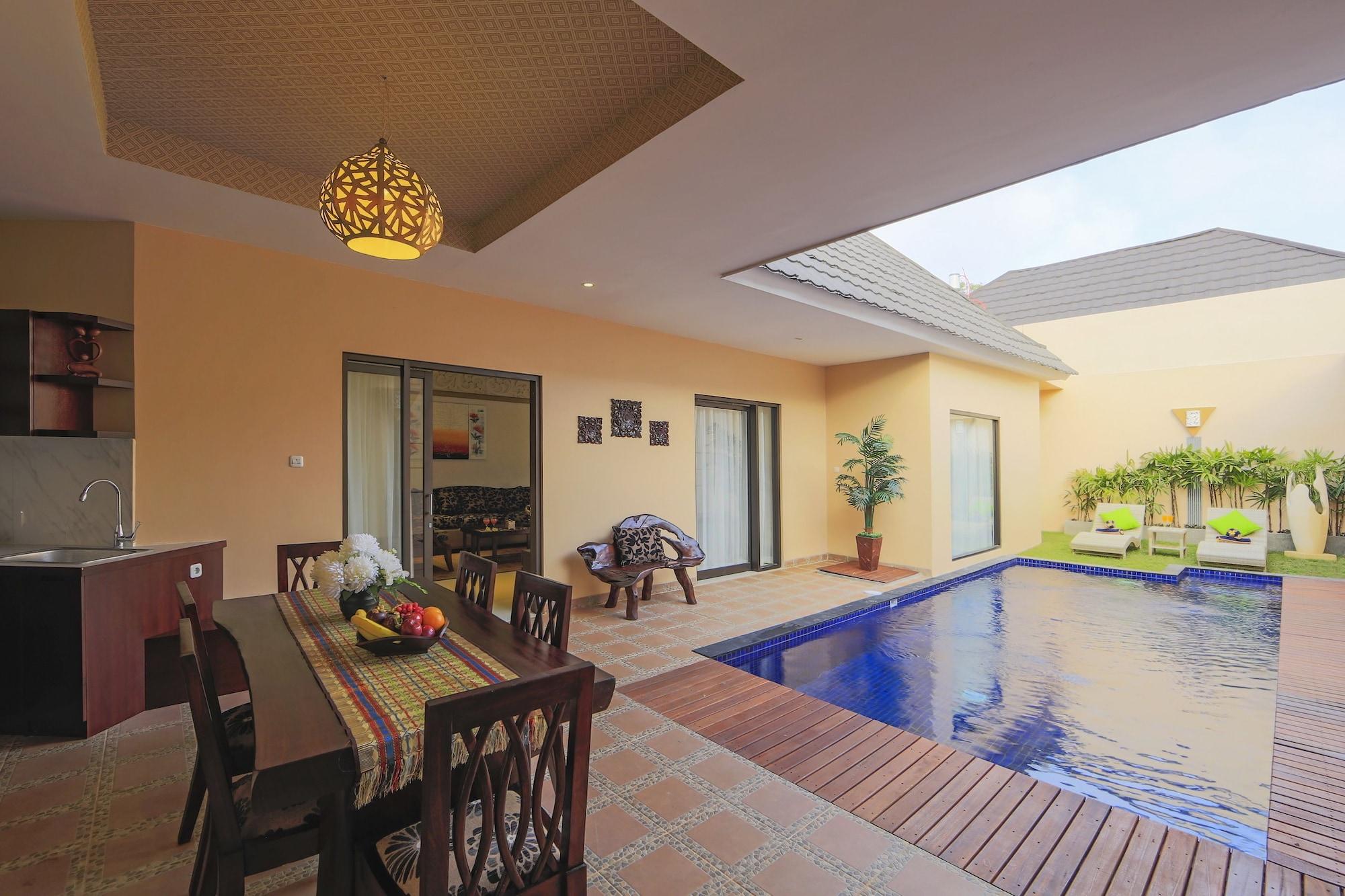 Flamingo Dewata 4*