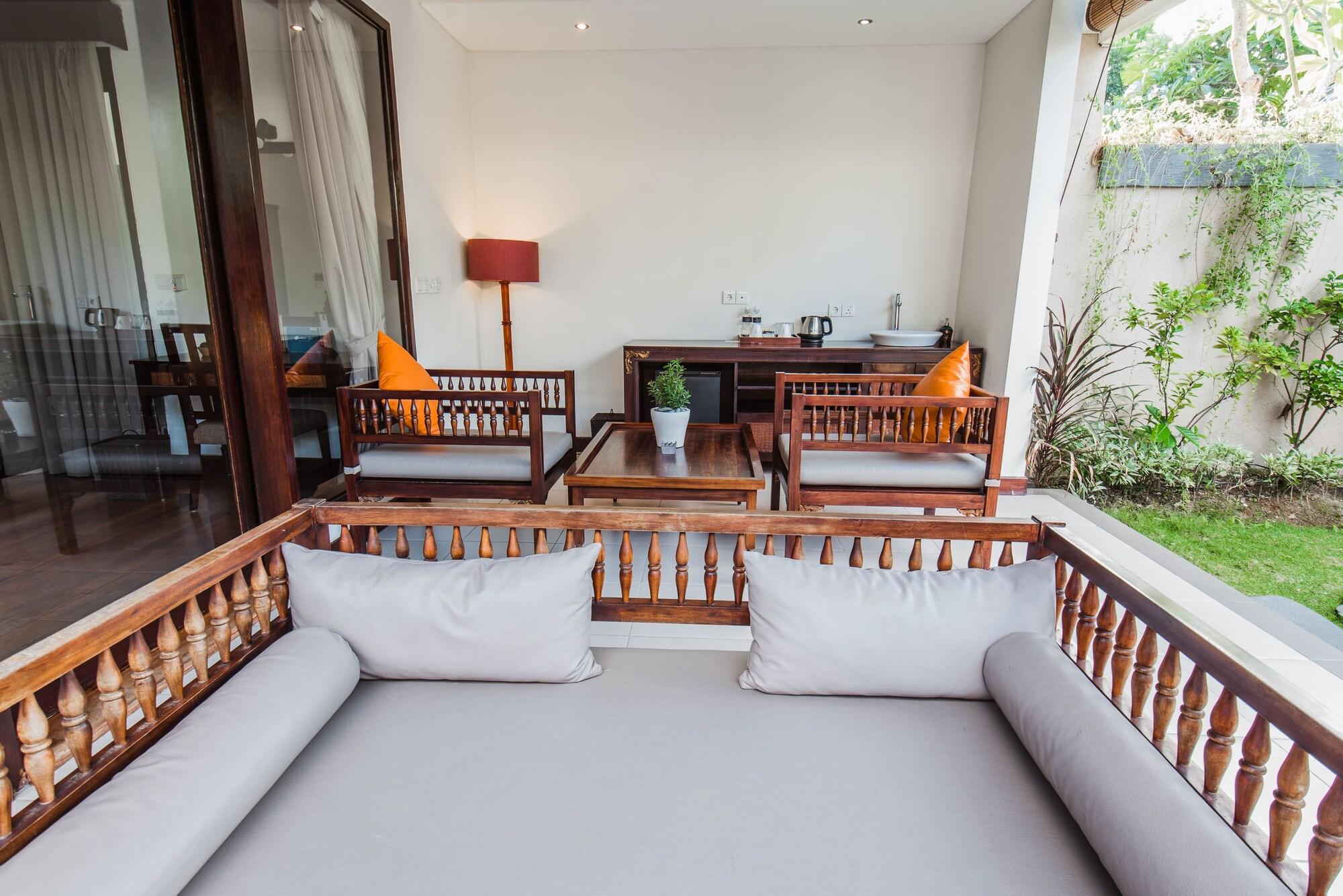Hotel Aldeoz Grand Kancana 4*