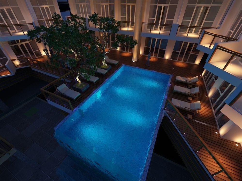 Wyndham Garden Kuta Beach Bali Hotel 4*