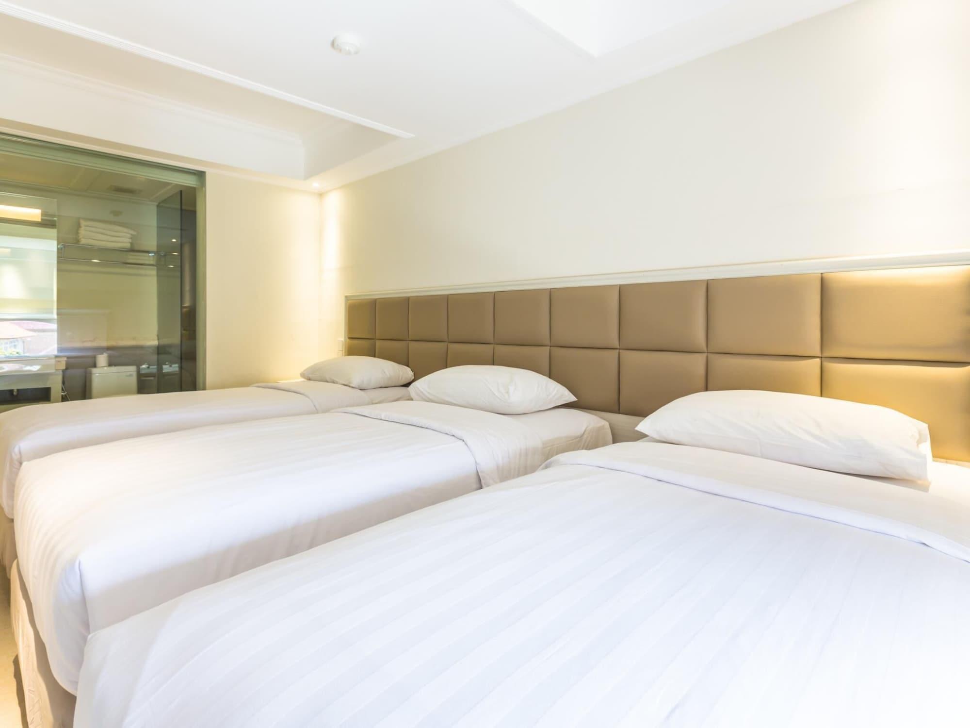 Alron Kuta Hotel