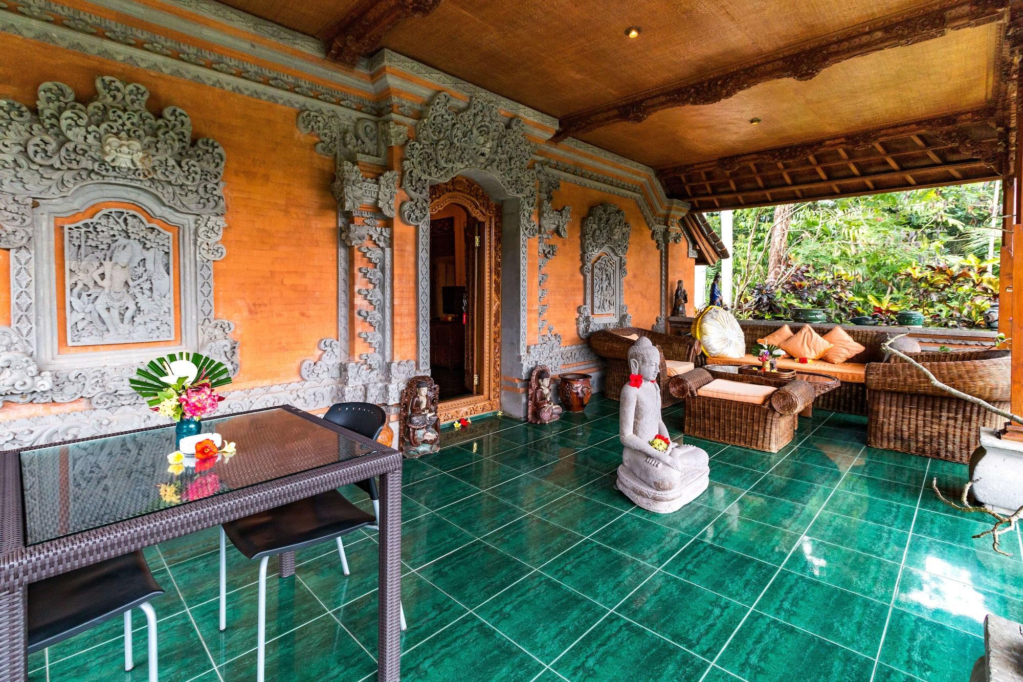 Tanah Merah Art By Agata Ubud (Bali)
