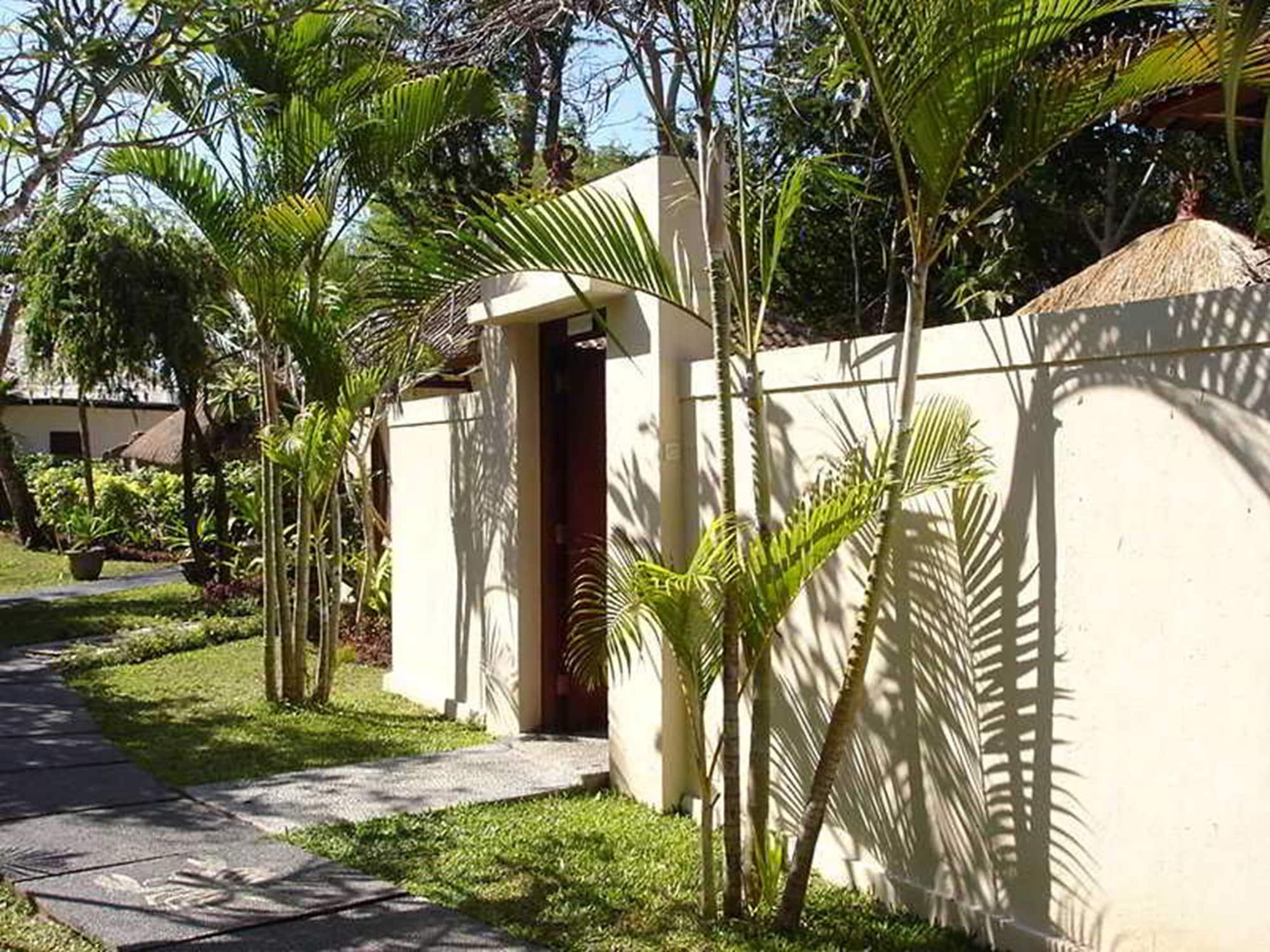 The Benoa Front & 3* Tanjung Benoa (Bali)