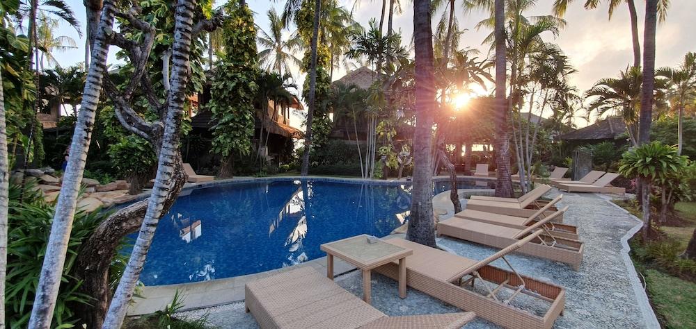 Coral View Holiday park 3*