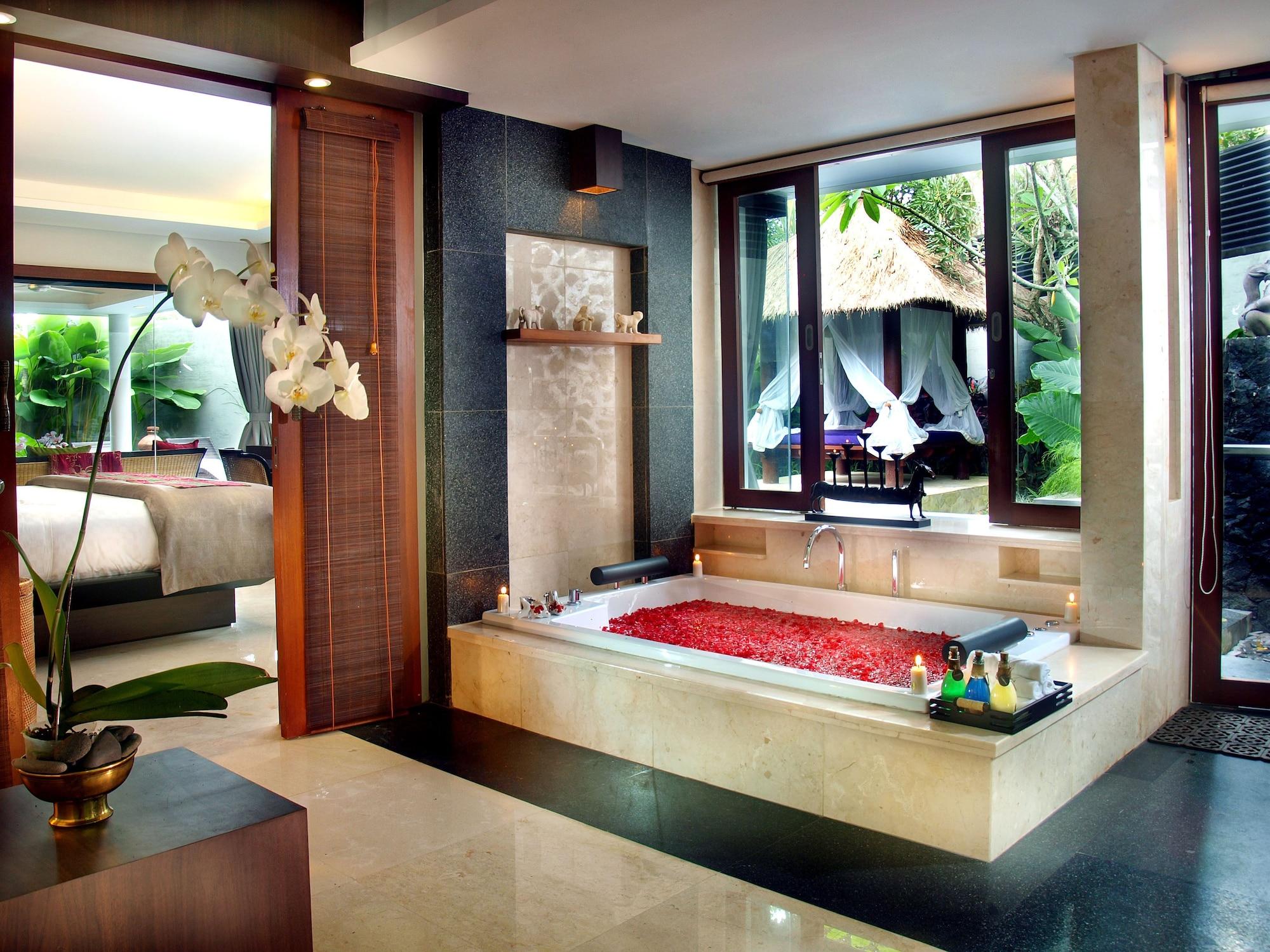 Resort Royal Kamuela & At Monkey Forest (adults Only)