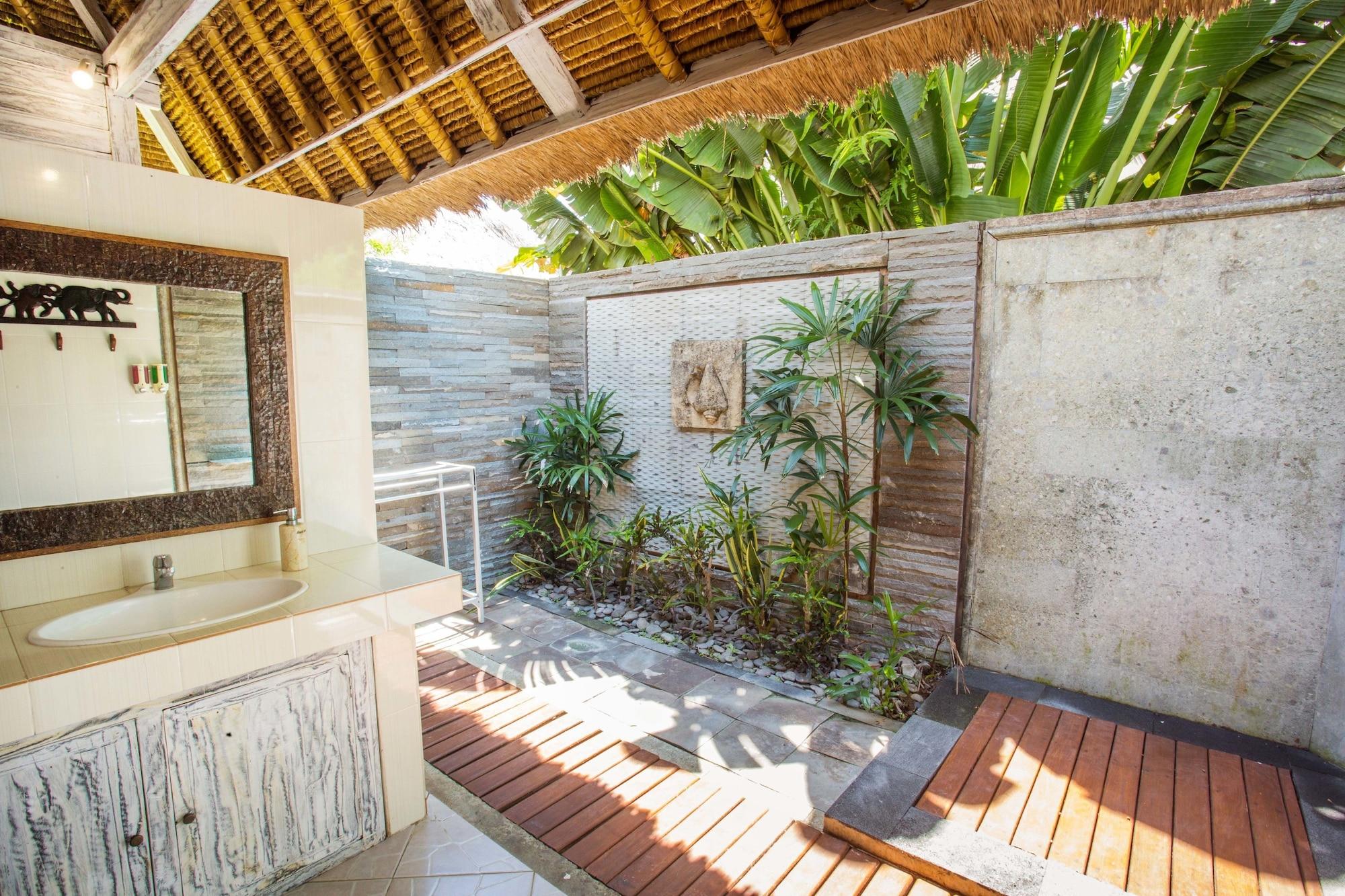 Bay Shore Huts Resort Nusa Lembongan (Bali)