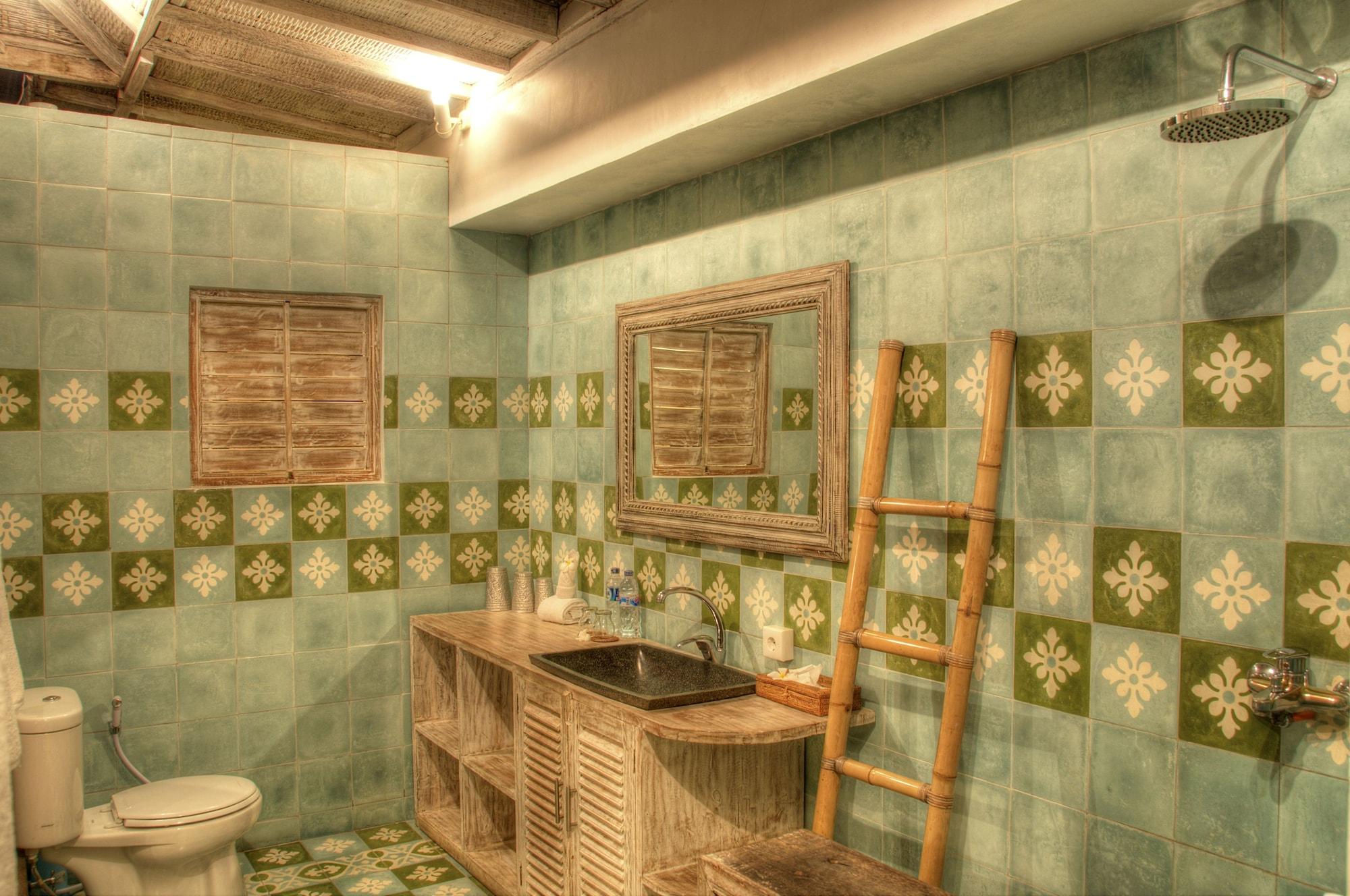 Layla - Charming 2br In Oberoi - Prime Location!