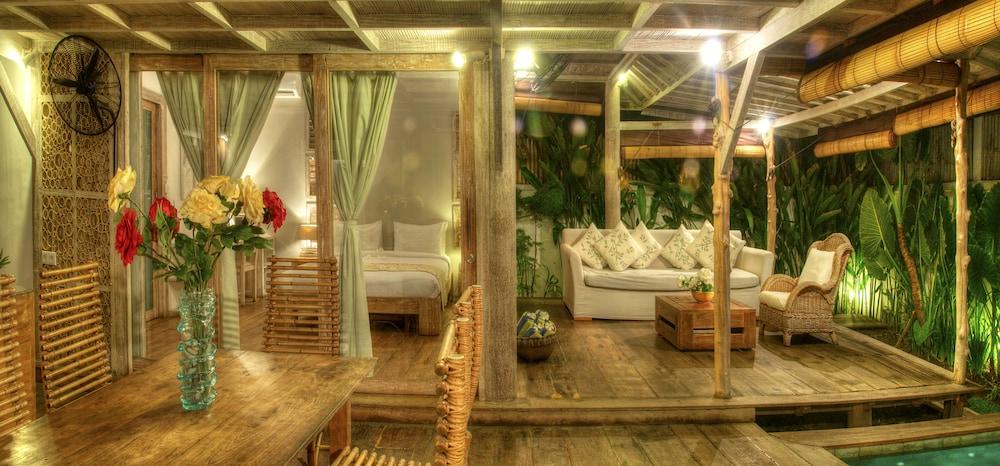 Villa Layla - Charming 2br In Oberoi - Prime Location! *