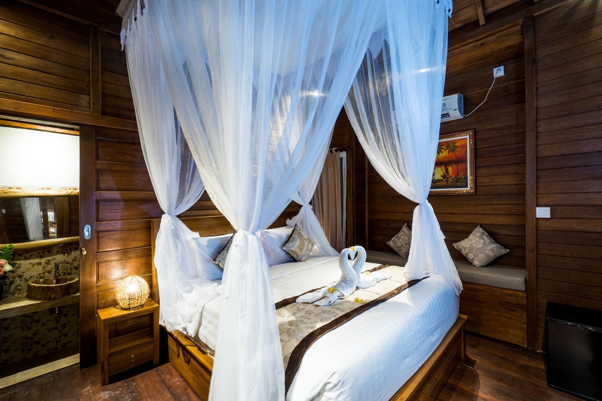 Radiance Sunset 4* Nusa Lembongan (Bali)