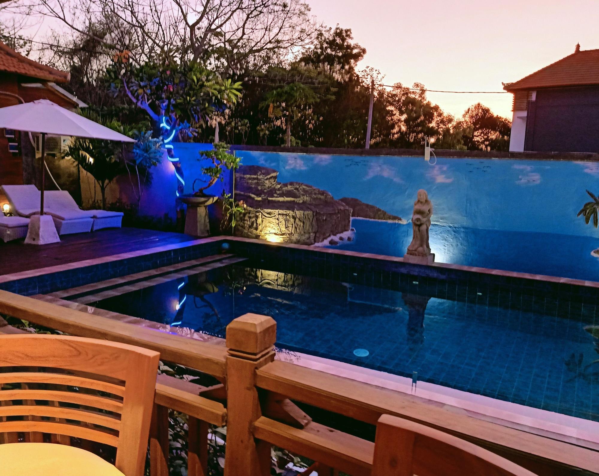 Radiance Sunset Nusa Lembongan (Bali)