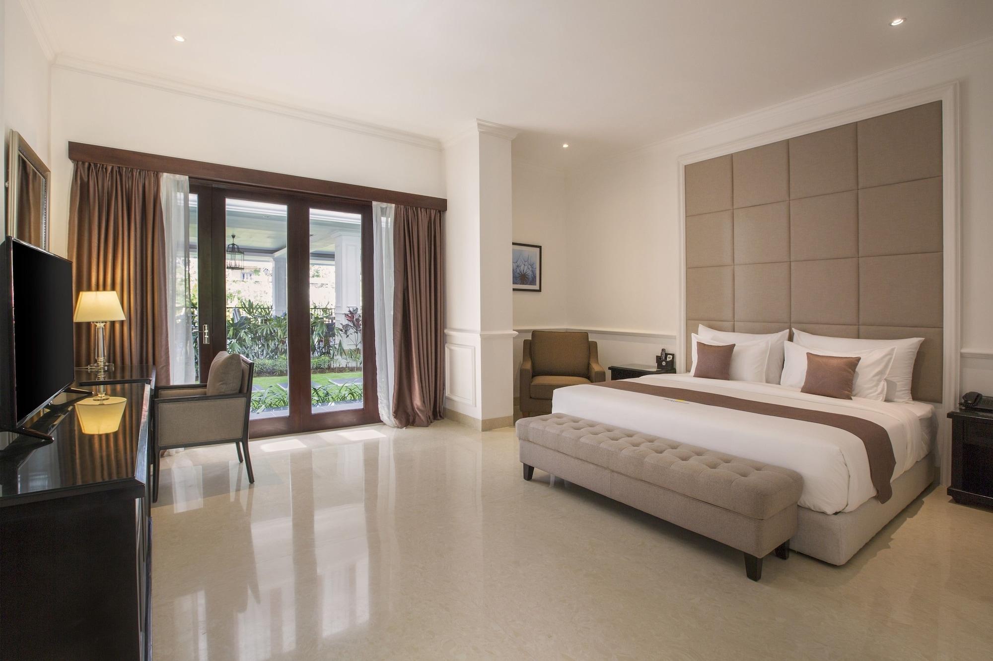 Grand Palace - Bali Hotel 4*