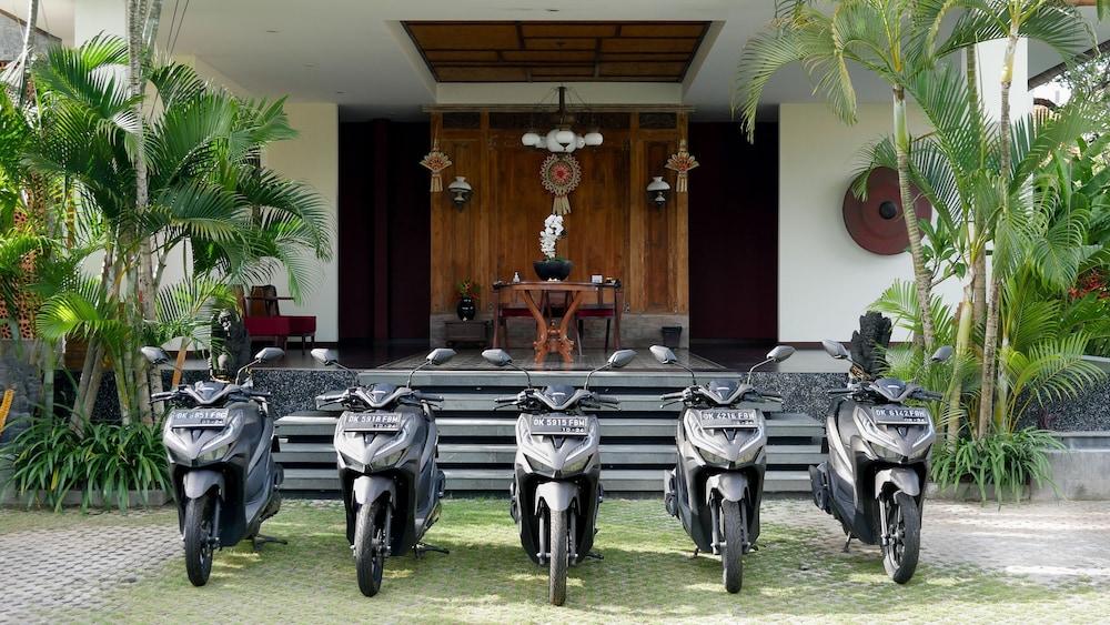 M Bali Seminyak (Bali)