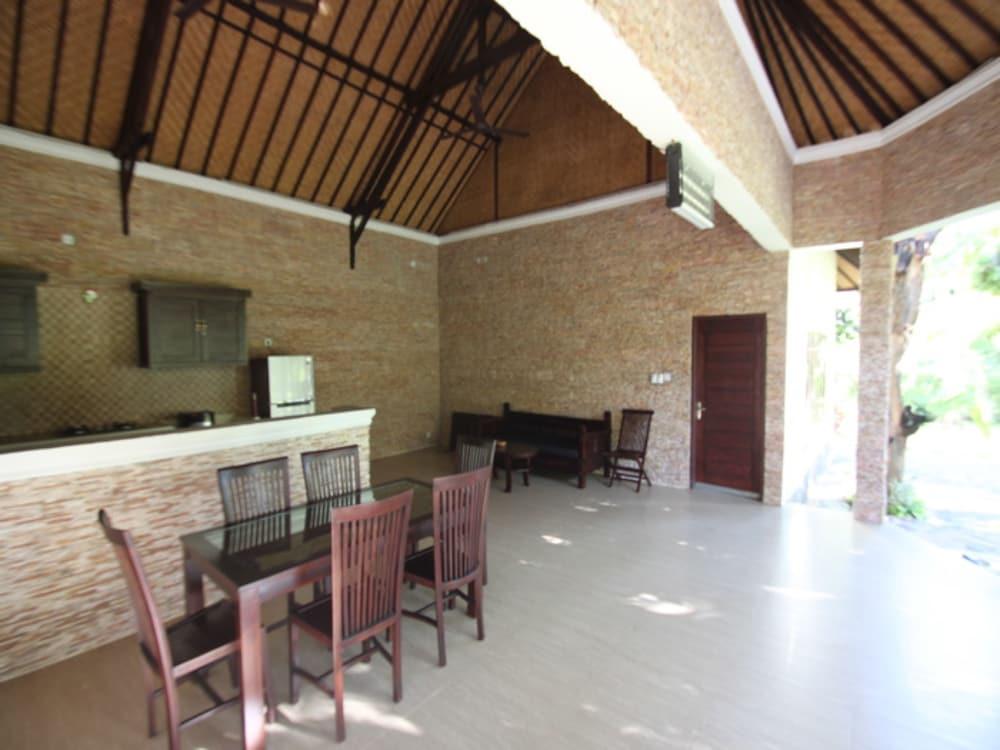 Bondalem Club Villa *