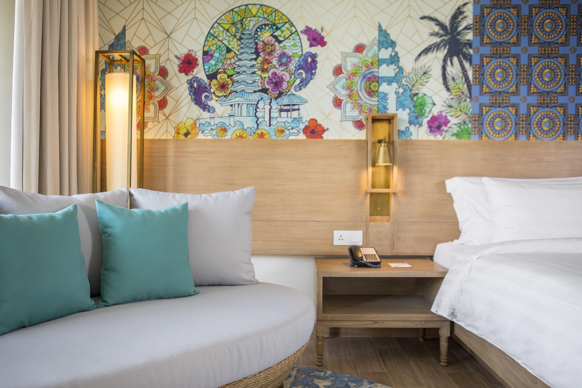 Hotel Eastin Ashta 4*