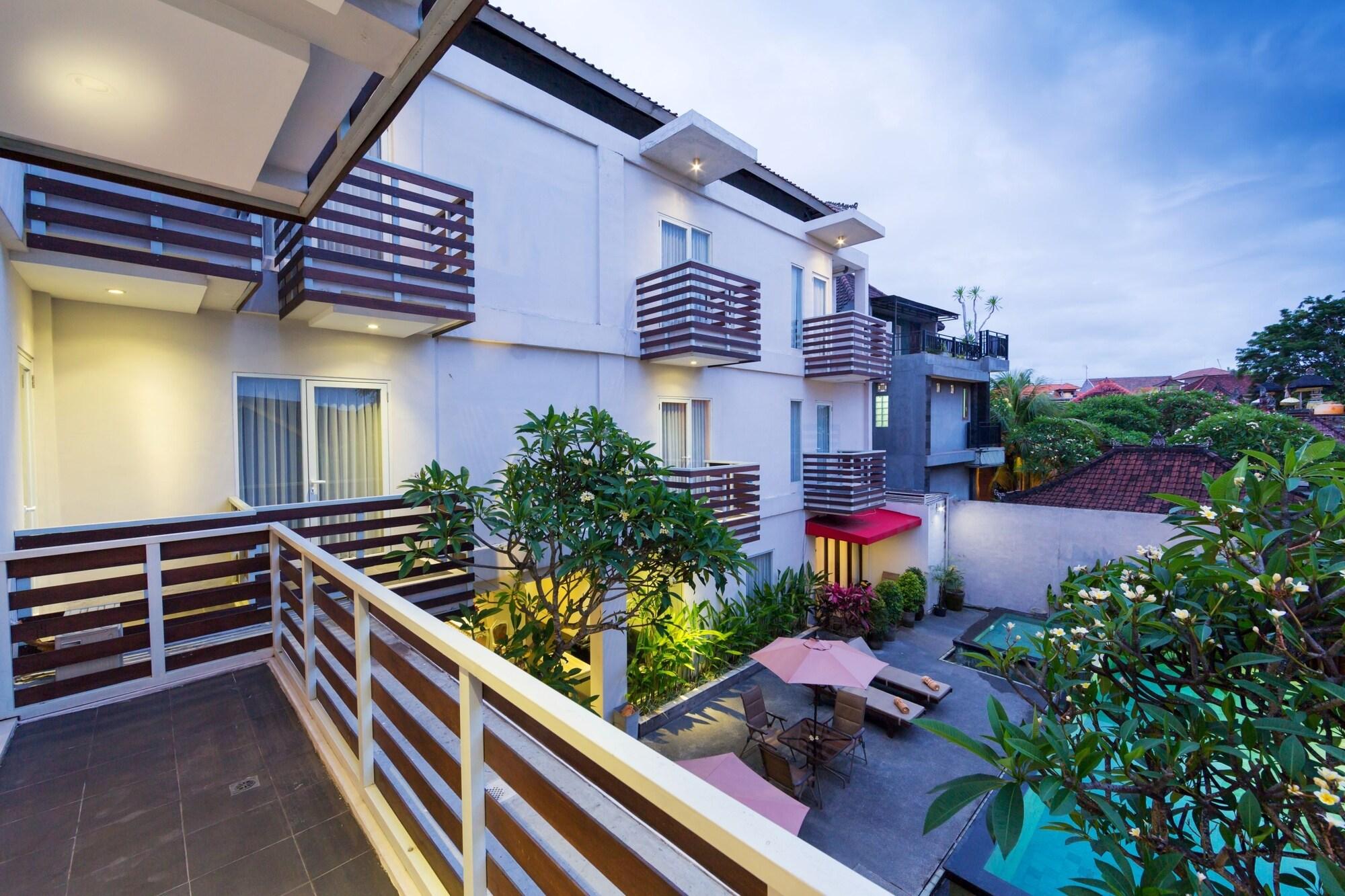 Hotel The Rinaya By Ecommerceloka