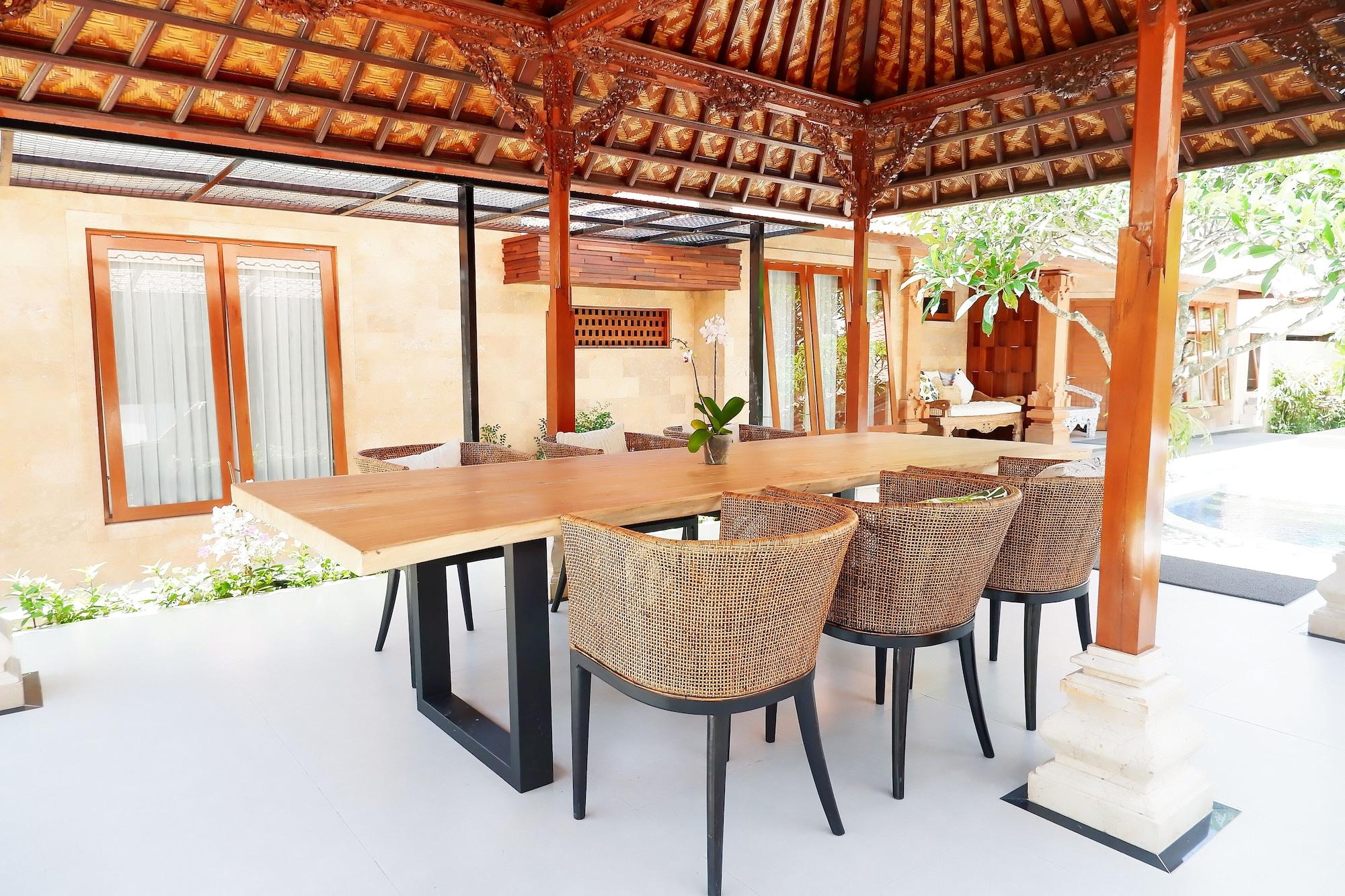 Mas By Sanga Sanga Hospitality *