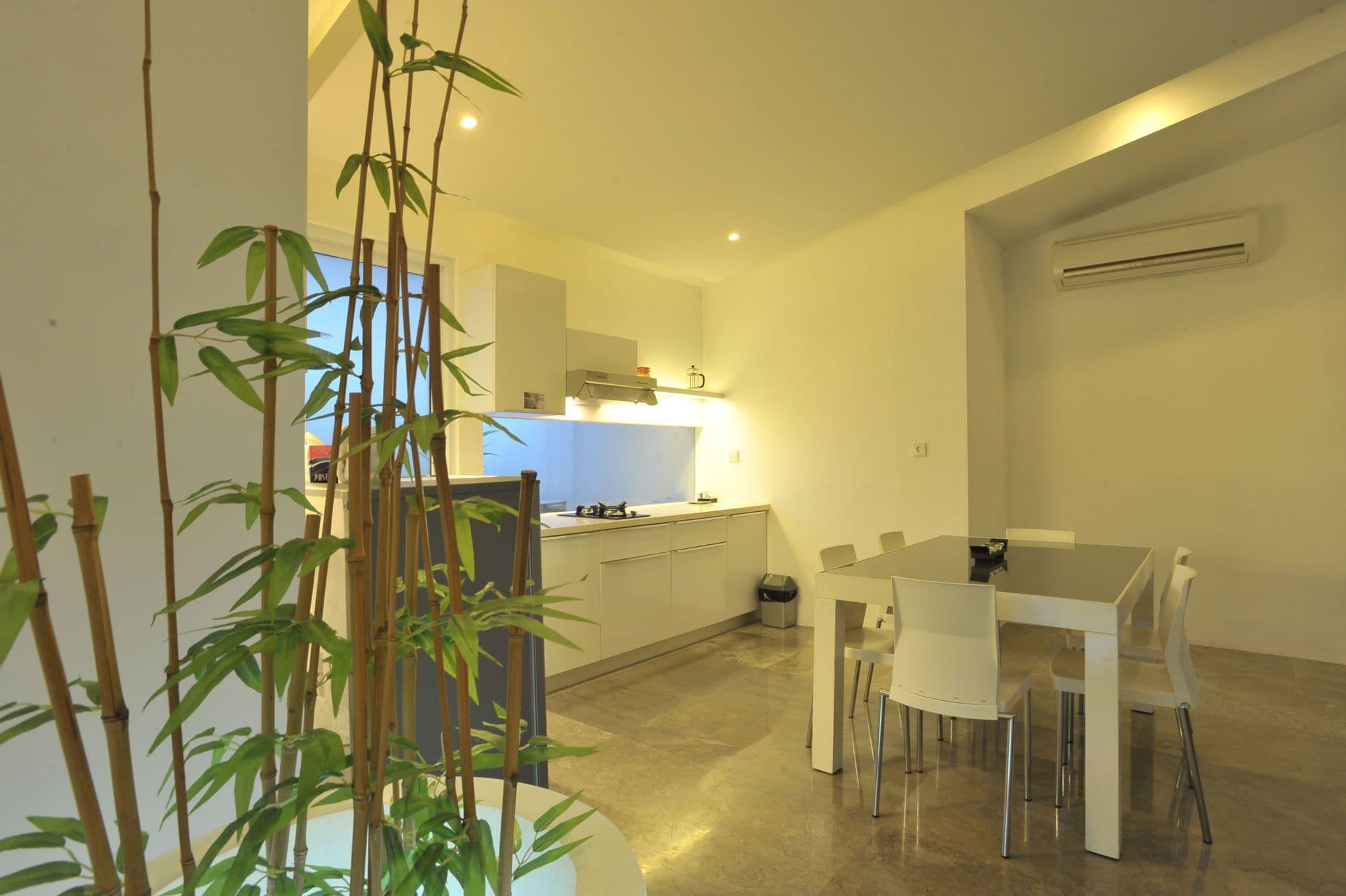 Bali Yarra -
