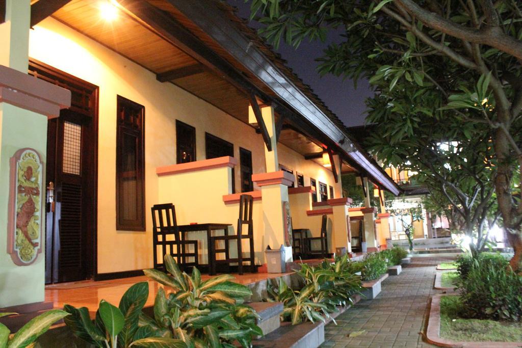 Hotel Bali Diva Kuta 3*