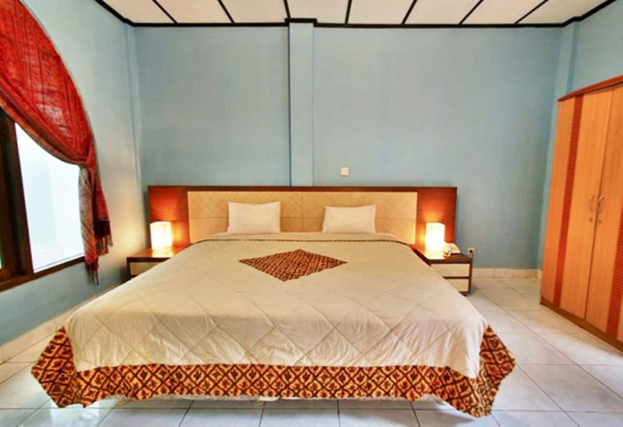 Hotel Puri Royan 2*