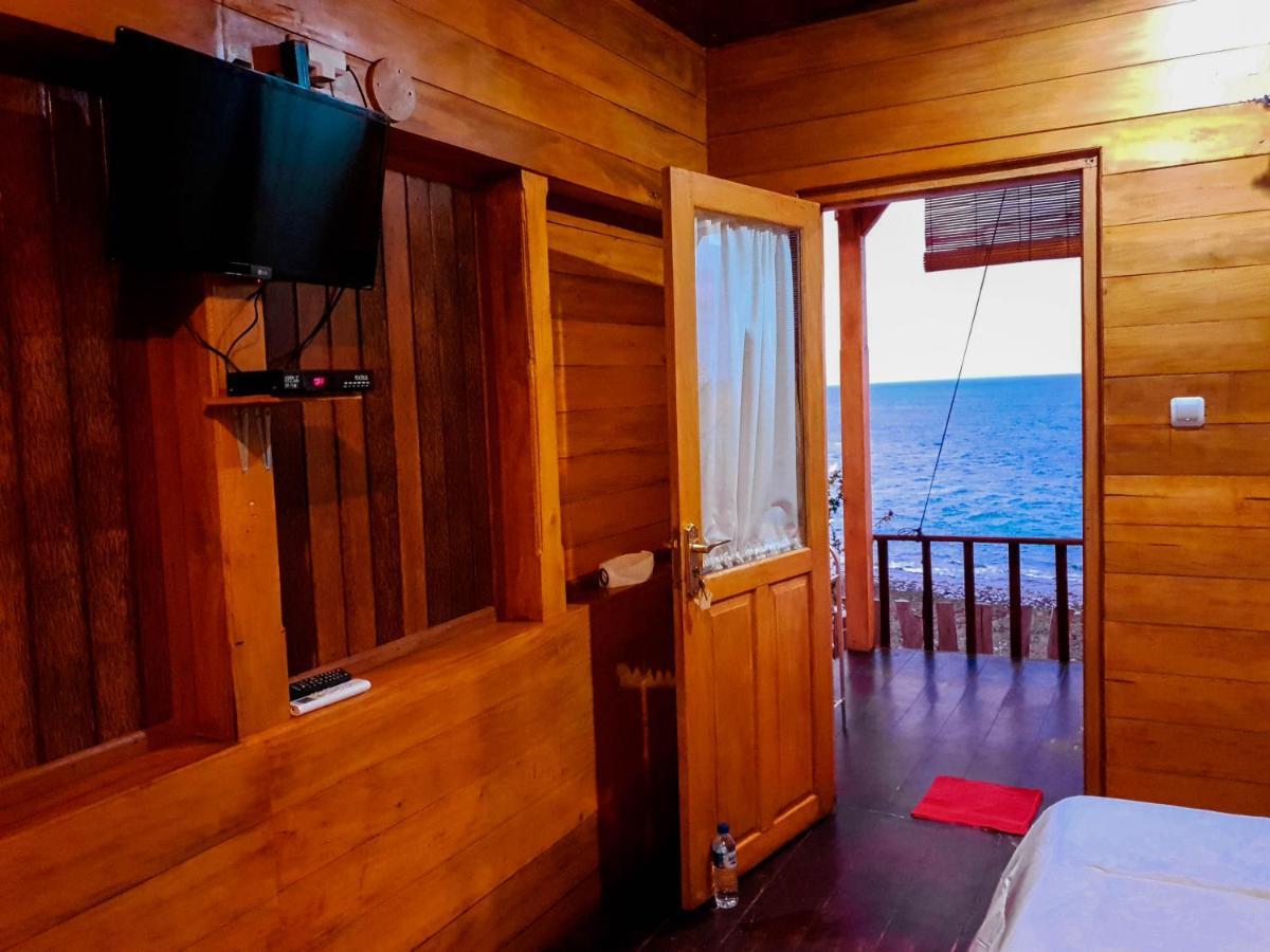 Malibu Huts 2* Semaya