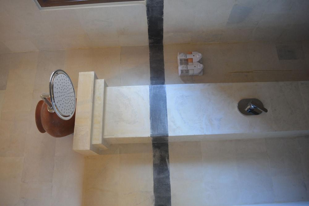 Shankara Parada Villa *
