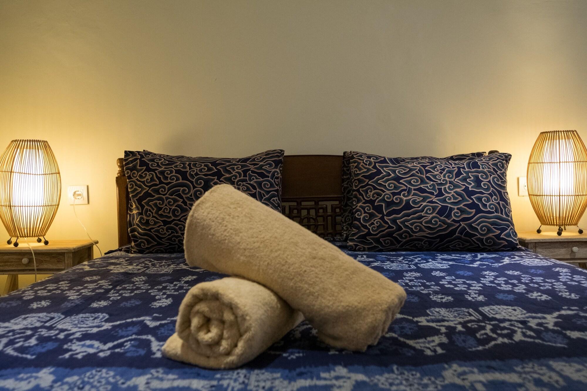 Easy Surf Camp Hotel 3*