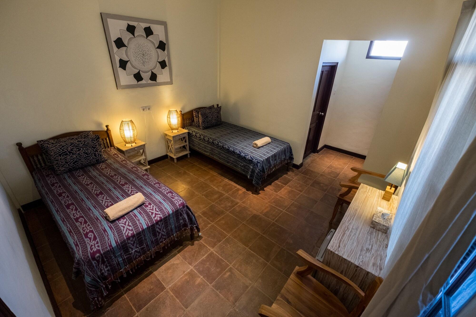 Easy Surf Camp Hotel