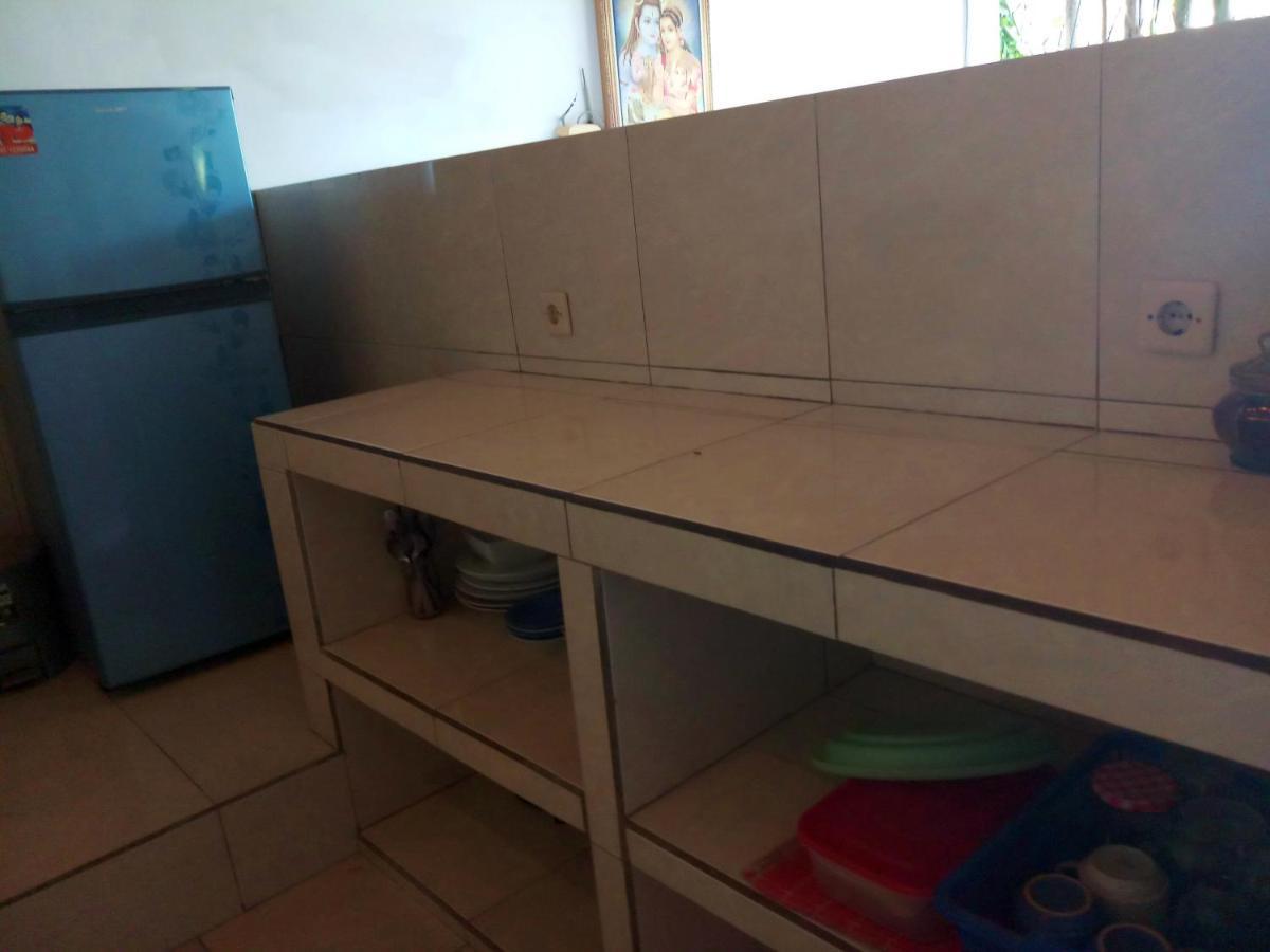 Bed & Breakfast Rumah Wayans Lipah 2*