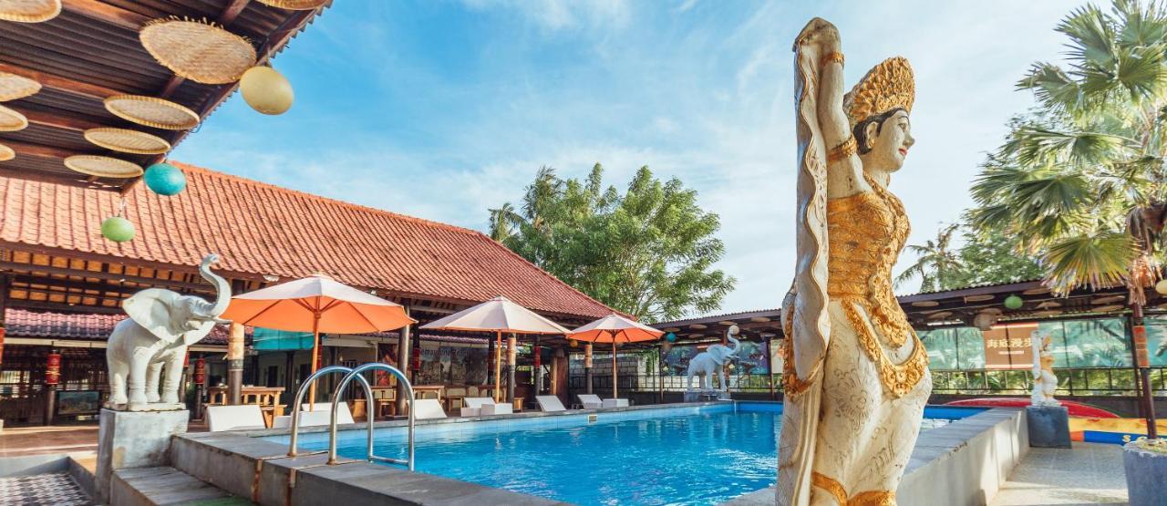 Beachfront 3* Batununggul