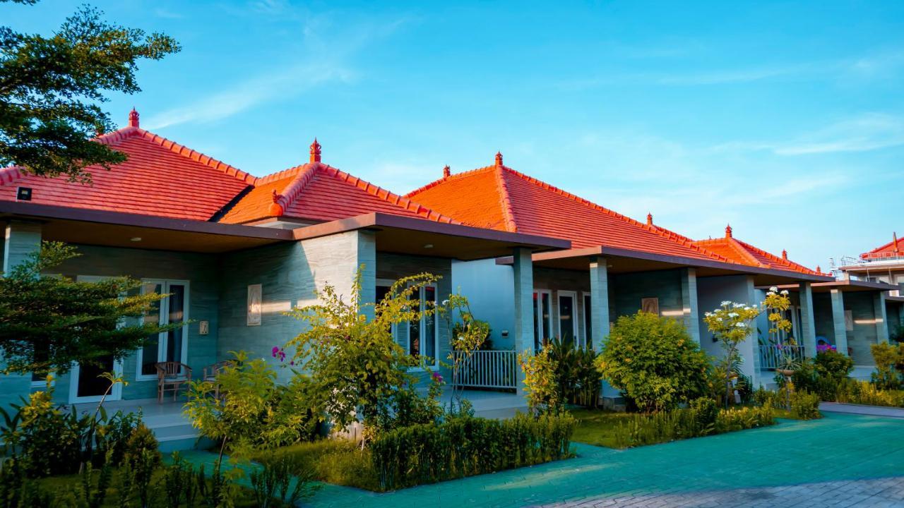 Seamount Hotel
