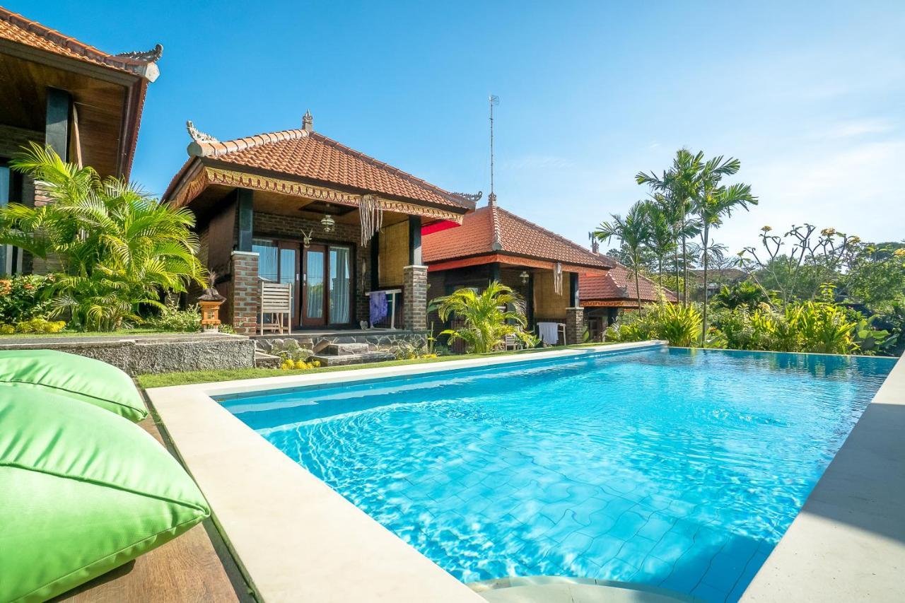 Kubu Nyang Nyang Homestay *