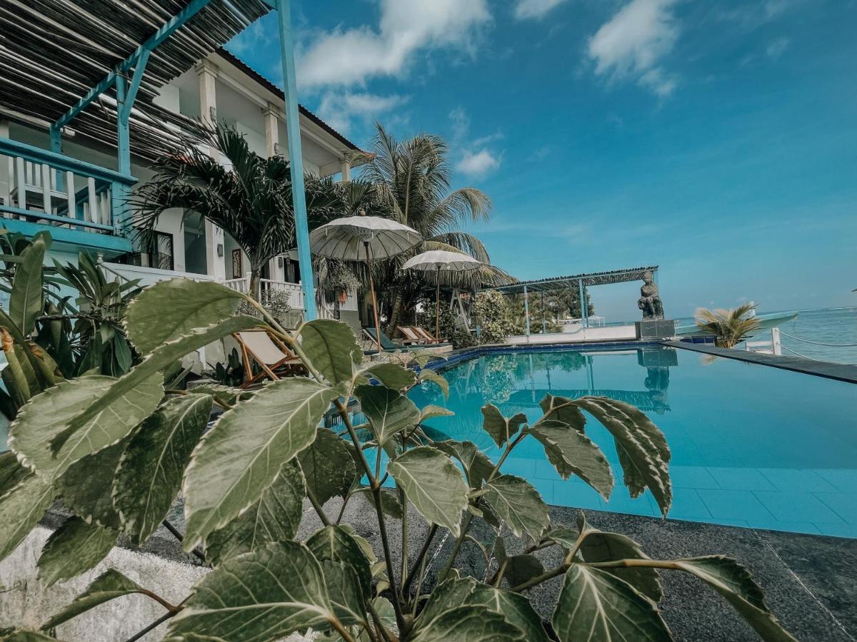 Aurora View Hotel 3*