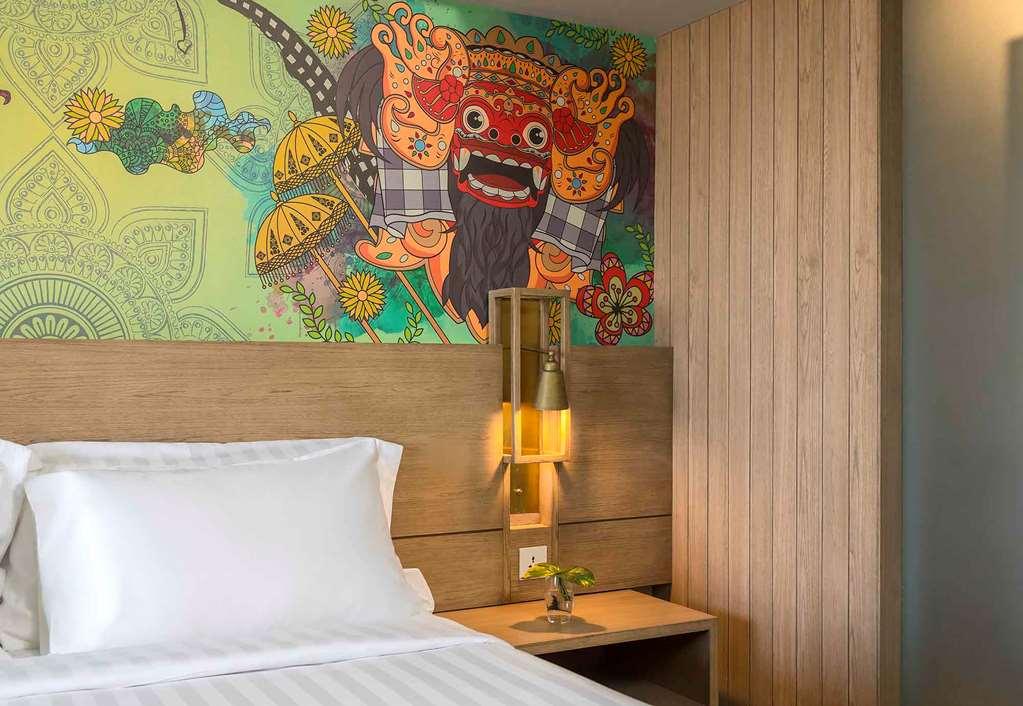 Hotel Eastin Ashta 4*