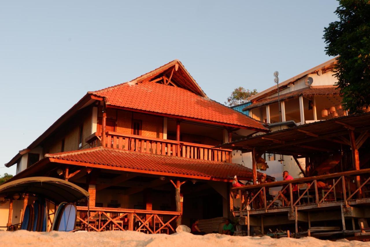 Santai Warung Bali Jimbaran (Bali)