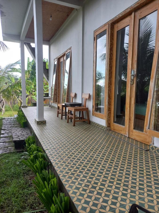 Guest house The Nyamo Surf & Pulukan